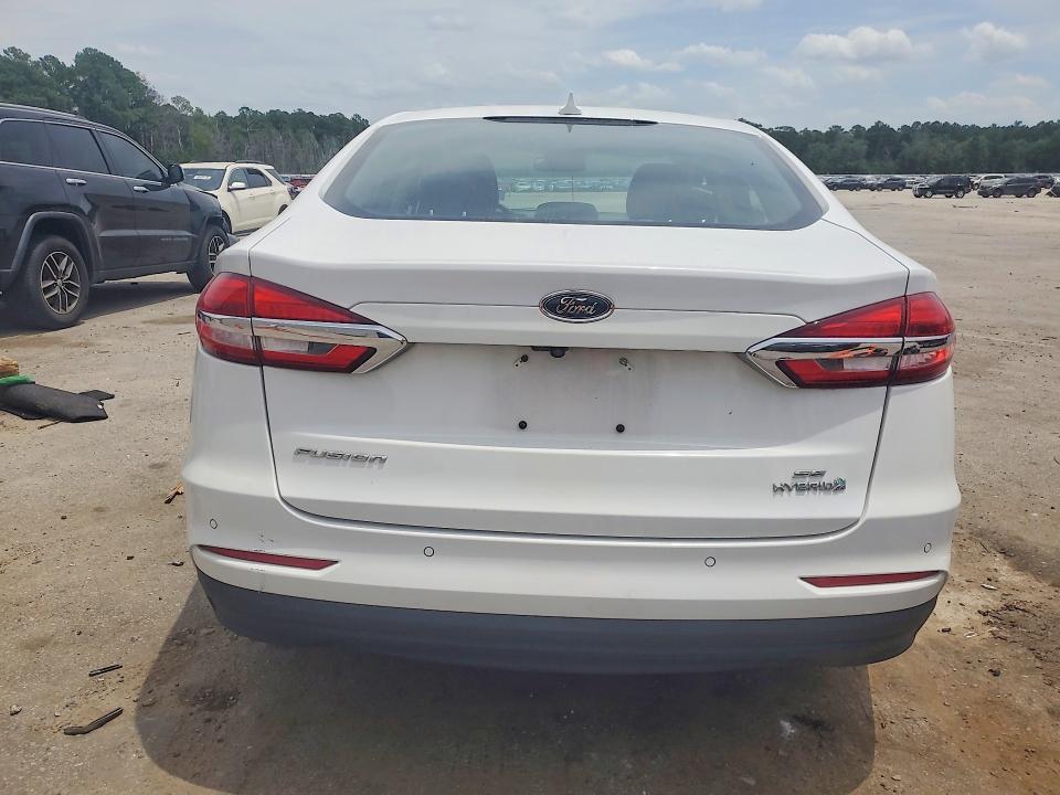 2019 FORD FUSION SE — Фото 6 из 12