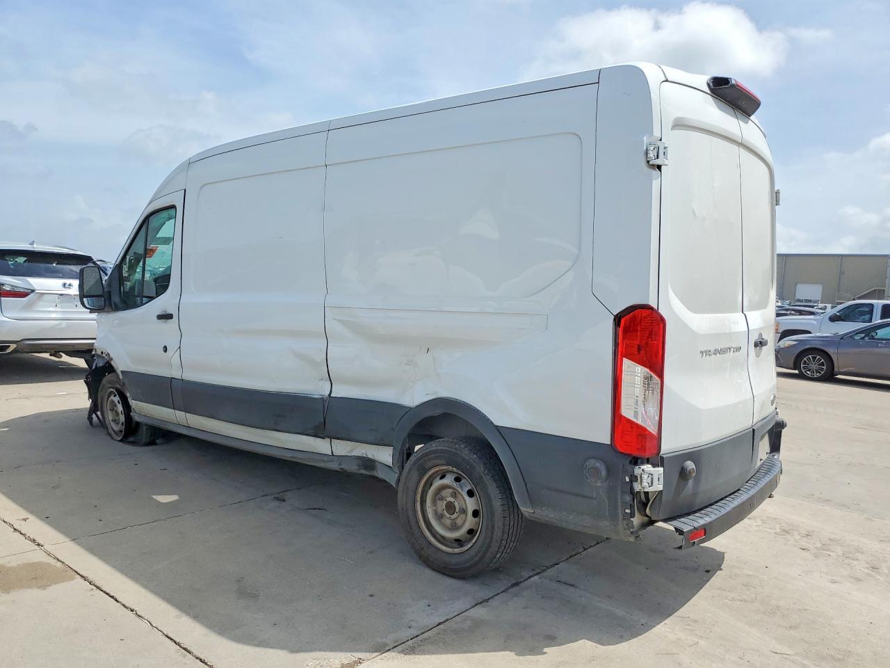 1FTYR2CM2KKB23857 2019 FORD TRANSIT photo no. 2
