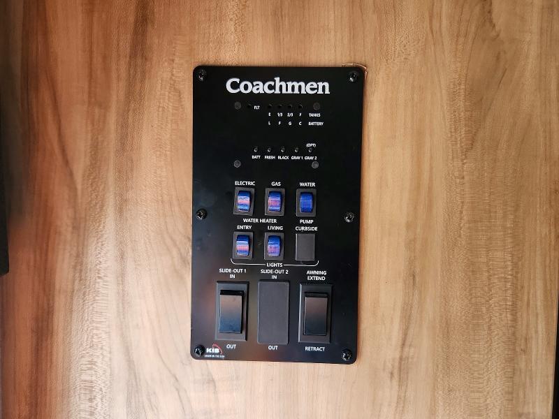5ZT2FEUB7KW007378 2019 FORESRIVER COACHMEN photo no. 8