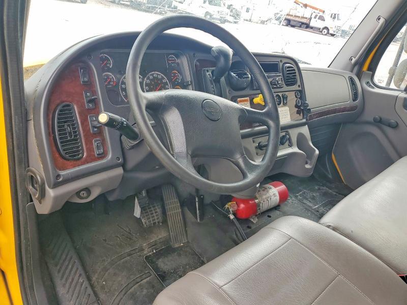 2019 FREIGHTLINER BUSINESS CLASS M2 BOX TRUCK — Фото 8 из 12