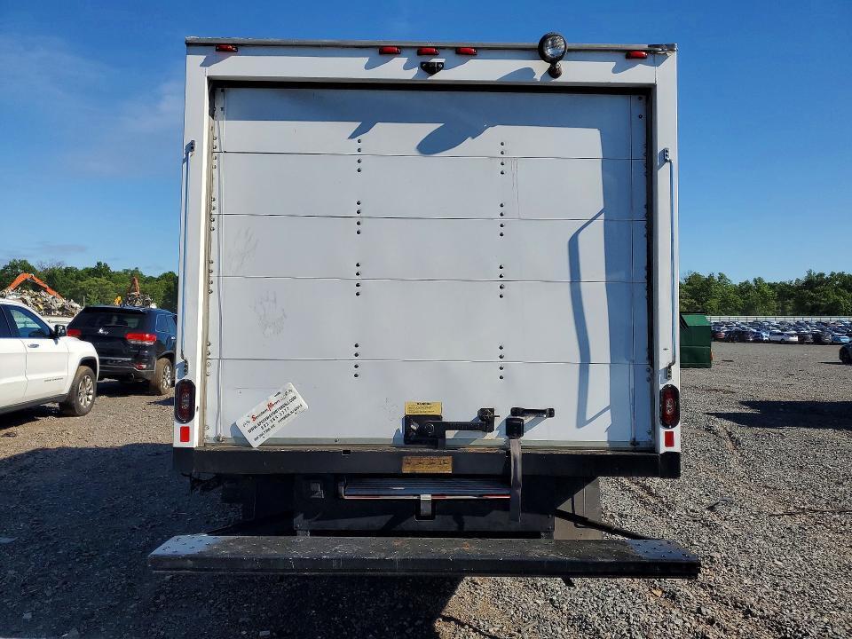 2019 GMC SAVANA REFRIGERATED BOX TRUCK — Фото 6 из 12