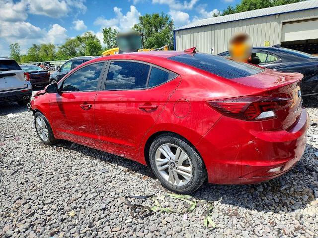2019 HYUNDAI ELANTRA SEL — Фото 2 из 13