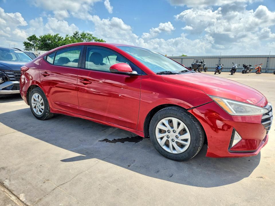 2019 HYUNDAI ELANTRA SE — Фото 4 из 12