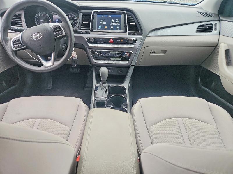 2019 HYUNDAI SONATA SE — Фото 8 из 12