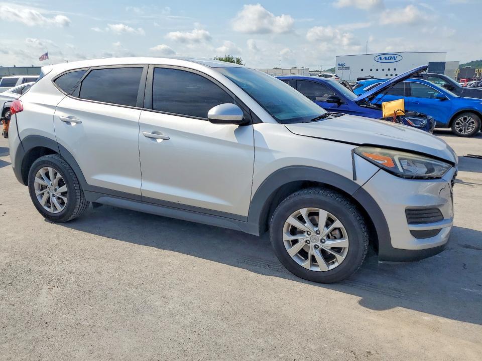 KM8J23A46KU898936 2019 HYUNDAI TUCSON photo no. 4