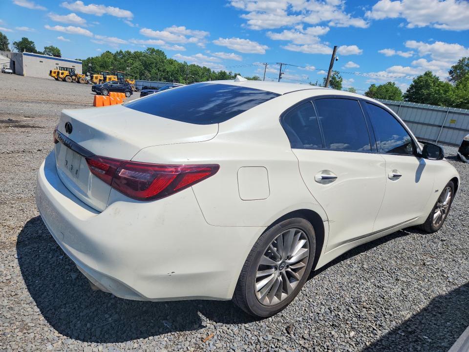 2019 INFINITI Q50 3.0T LUXE — Фото 3 из 12