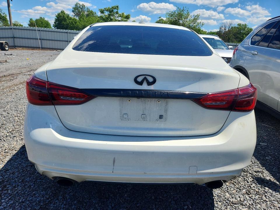 2019 INFINITI Q50 3.0T LUXE — Фото 6 из 12