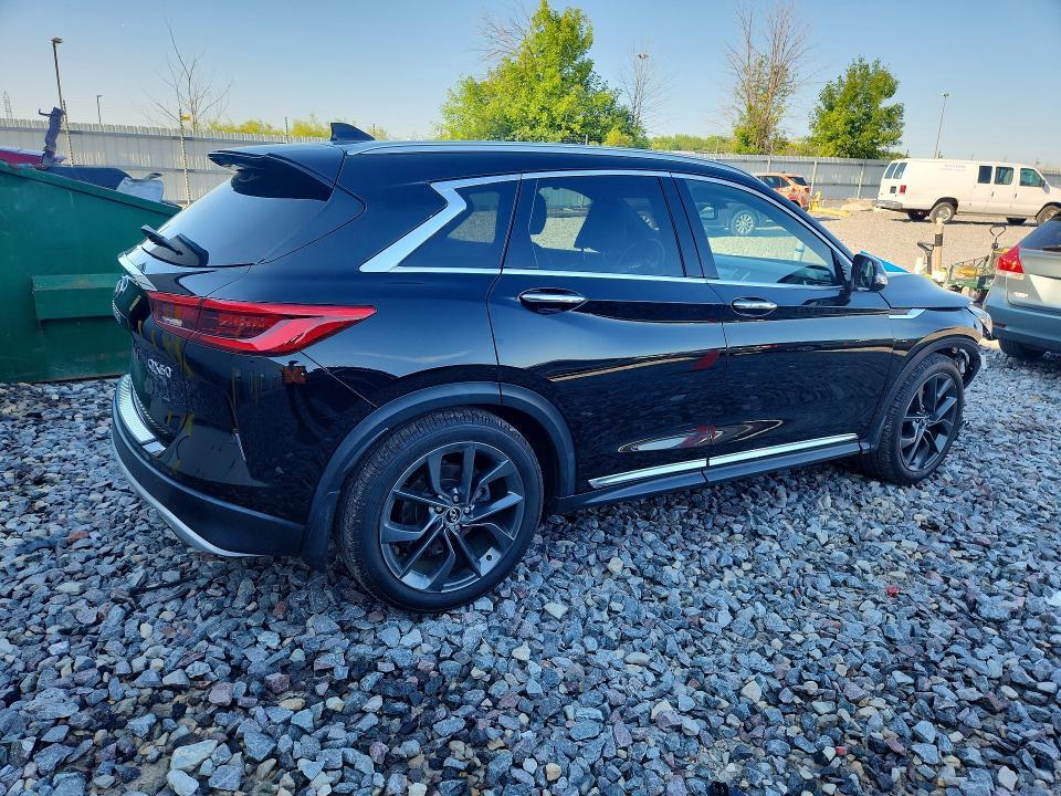 3PCAJ5M3XKF118211 2019 INFINITI QX50 photo no. 3