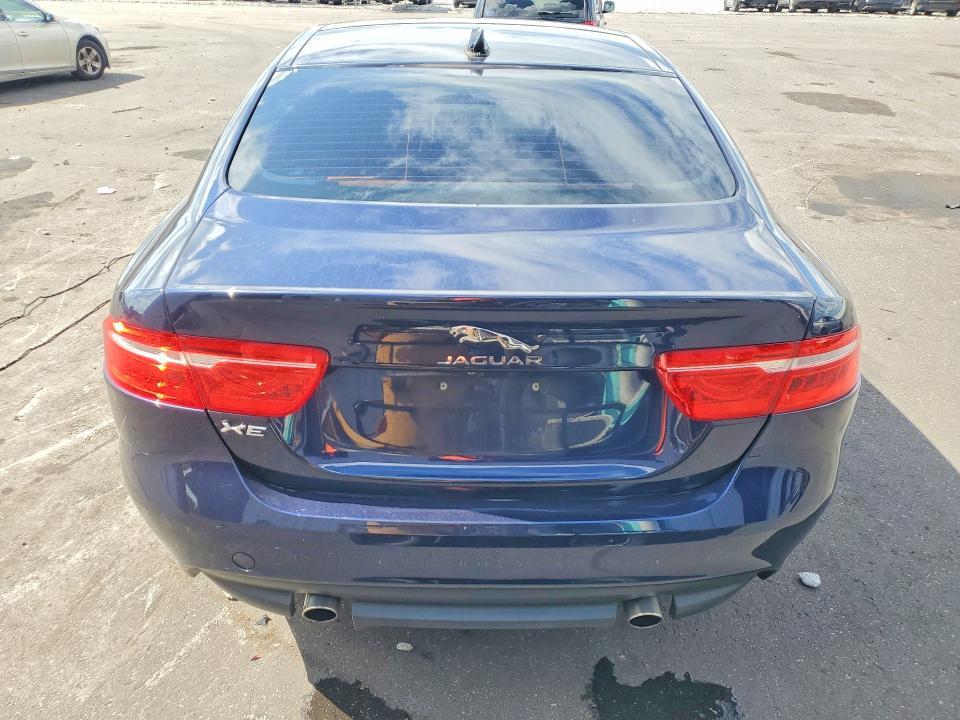 2019 JAGUAR XE PREMIUM — Фото 6 из 12