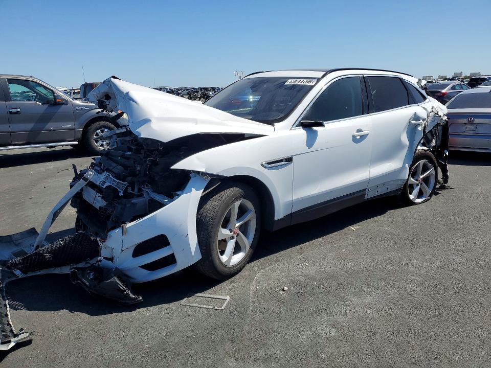 SADCJ2FXXKA609933 2019 JAGUAR F-PACE photo no. 1