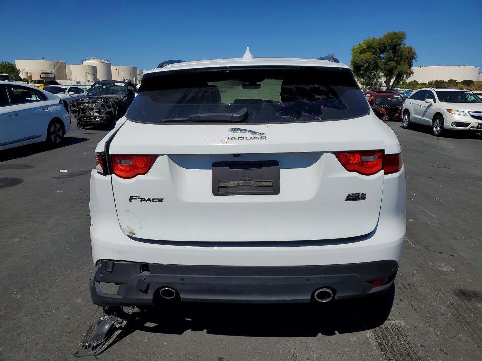 SADCJ2FXXKA609933 2019 JAGUAR F-PACE photo no. 6