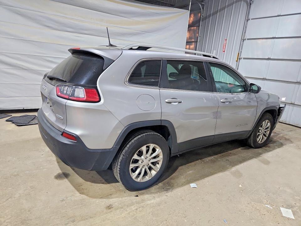 2019 JEEP CHEROKEE LATITUDE — Фото 3 из 13