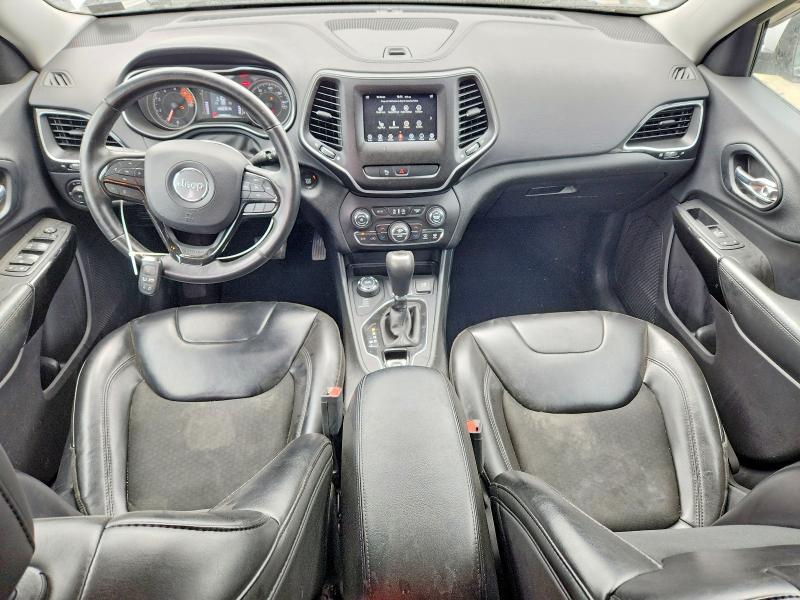 2019 JEEP CHEROKEE LATITUDE PLUS — Фото 8 из 13