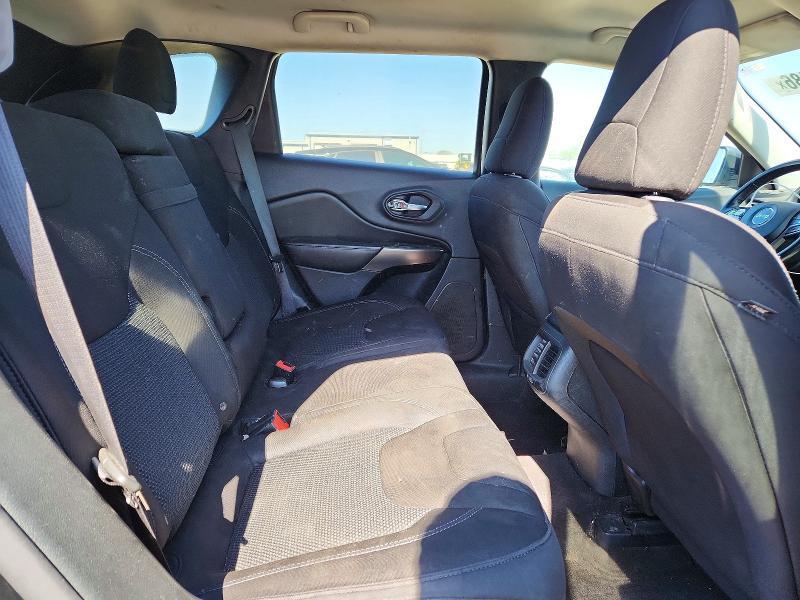 2019 JEEP CHEROKEE LATITUDE — Фото 11 из 13