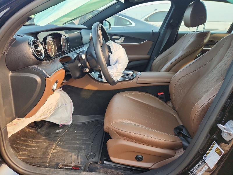 2018 MERCEDES-BENZ E 300 4MATIC — Фото 7 из 12