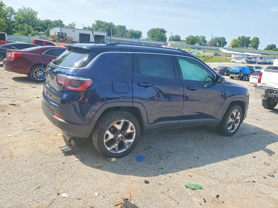 3C4NJDCB9KT638339 2019 JEEP COMPASS photo no. 3
