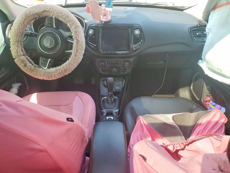 3C4NJDCB9KT638339 2019 JEEP COMPASS photo no. 8