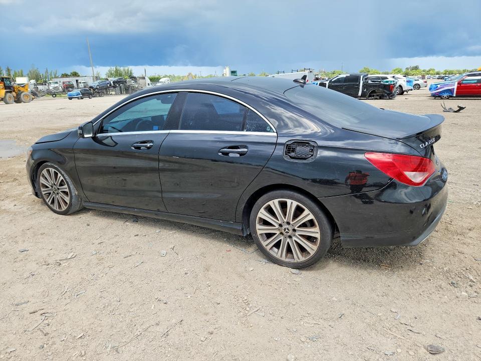2018 MERCEDES-BENZ CLA 250 4MATIC — Фото 2 из 12
