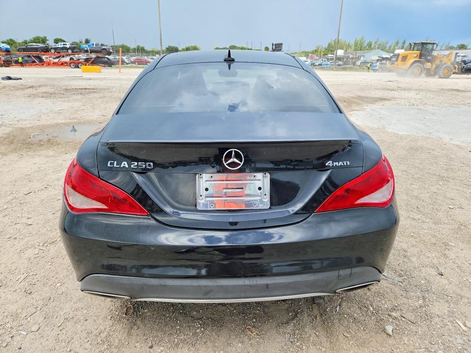 2018 MERCEDES-BENZ CLA 250 4MATIC — Фото 6 из 12