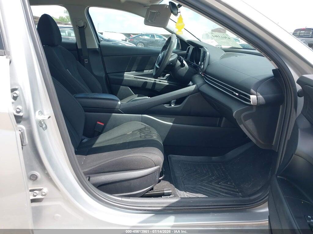 5NPLM4AGXPH104402 2023 HYUNDAI ELANTRA photo no. 5