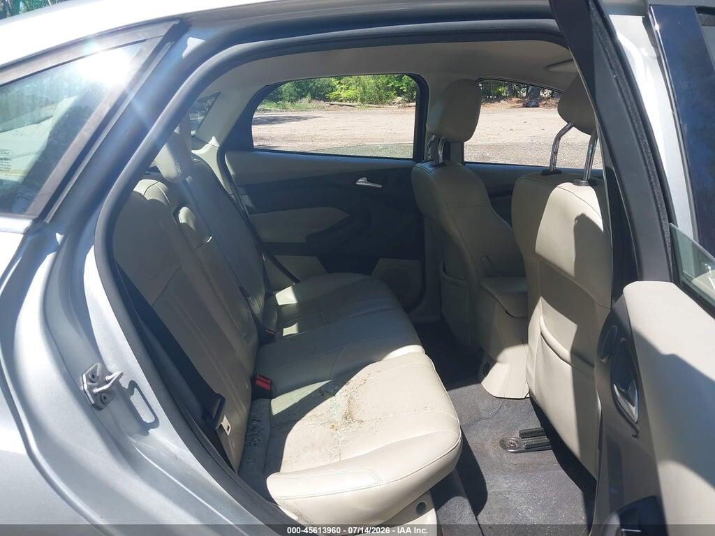 1FAHP3H29CL172963 2012 FORD FOCUS photo no. 8
