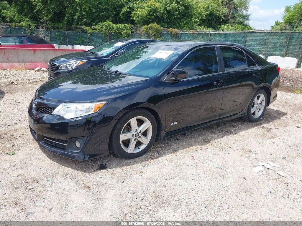 4T1BD1FK2EU132491 2014 TOYOTA CAMRY HYBRID photo no. 2