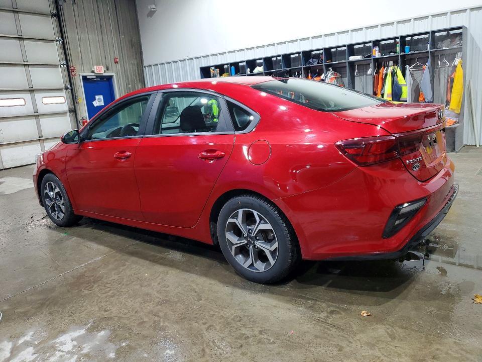 2019 KIA FORTE LXS — Фото 2 из 12