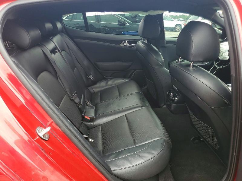 2019 KIA STINGER GT — Фото 10 из 12