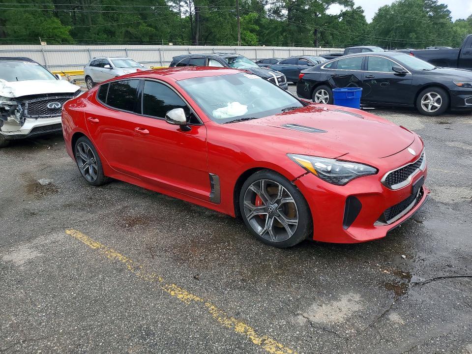 2019 KIA STINGER GT — Фото 4 из 12