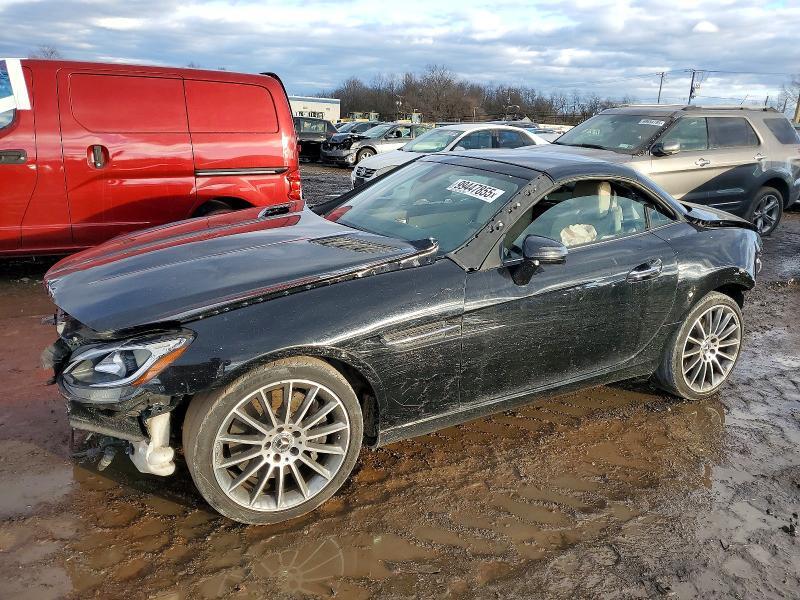 2018 MERCEDES-BENZ SLC 300