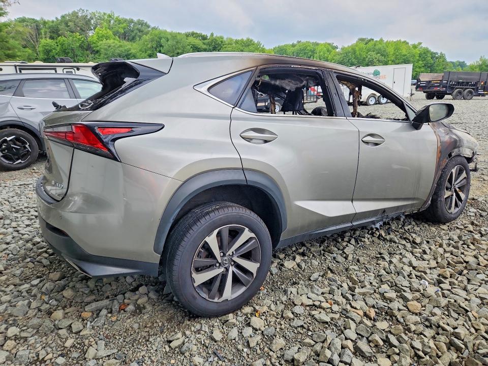 2019 LEXUS NX 300 BASE — Фото 3 из 11