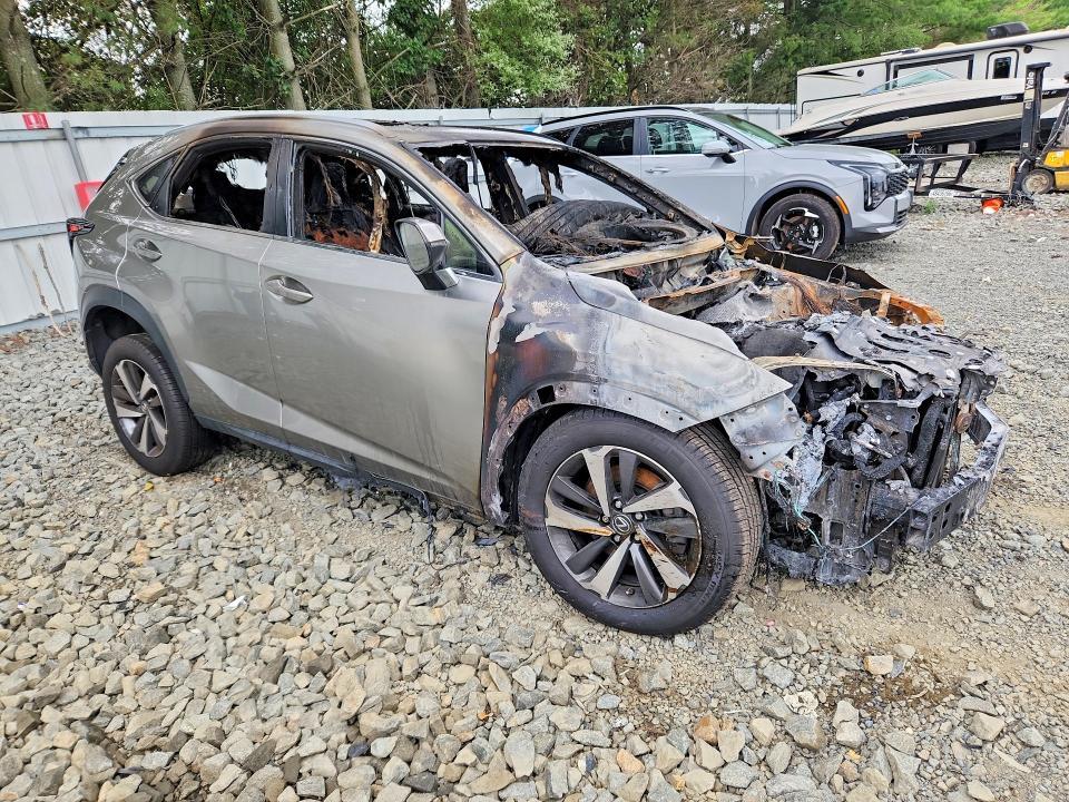 2019 LEXUS NX 300 BASE — Фото 4 из 11