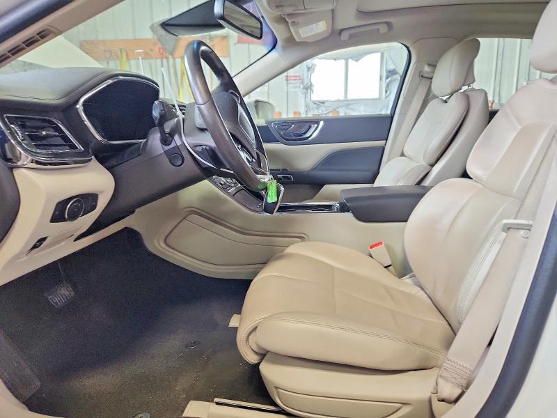 2019 LINCOLN CONTINENTAL SELECT — Фото 7 из 12