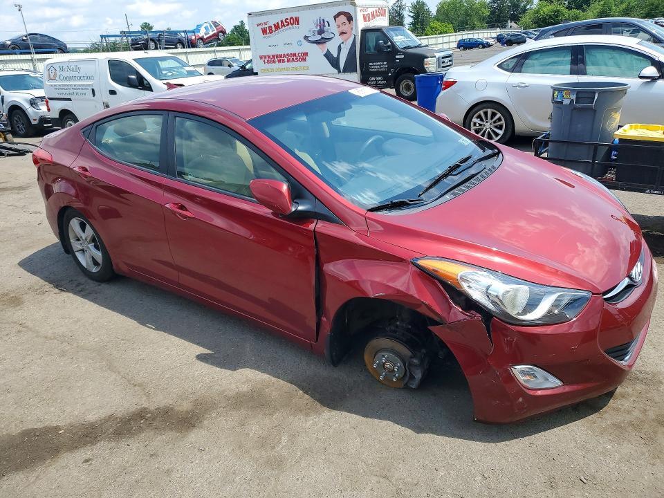 5NPDH4AEXDH247756 2013 HYUNDAI ELANTRA photo no. 4