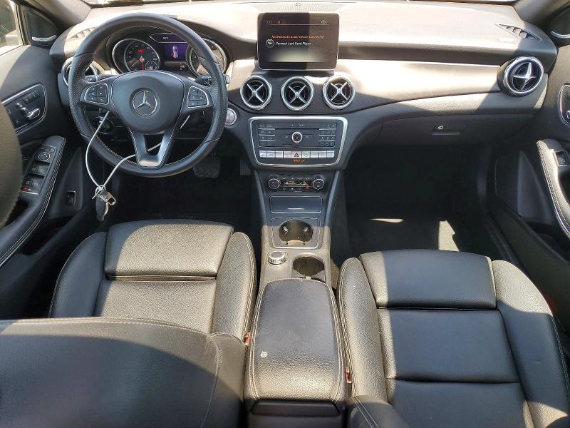 2018 MERCEDES-BENZ GLA 250 4MATIC — Фото 8 из 14