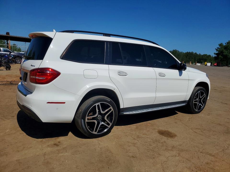2018 MERCEDES-BENZ GLS 550 4MATIC — Фото 3 из 12