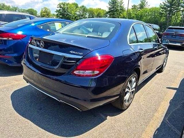 2017 MERCEDES-BENZ C 300 4MATIC — Фото 4 из 10
