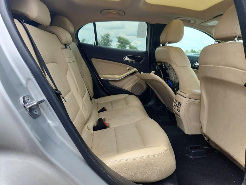 2018 MERCEDES-BENZ GLA 250 — Фото 11 из 14