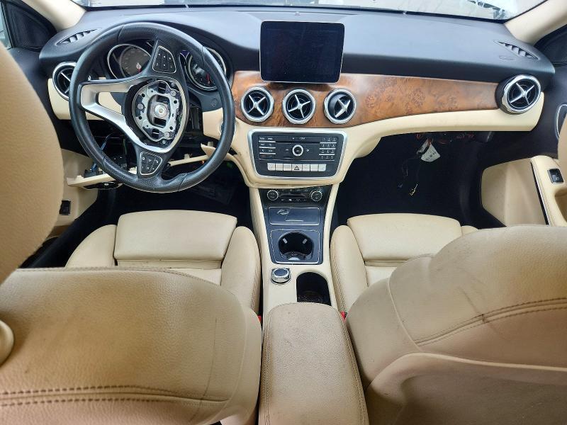 2018 MERCEDES-BENZ GLA 250 — Фото 8 из 14