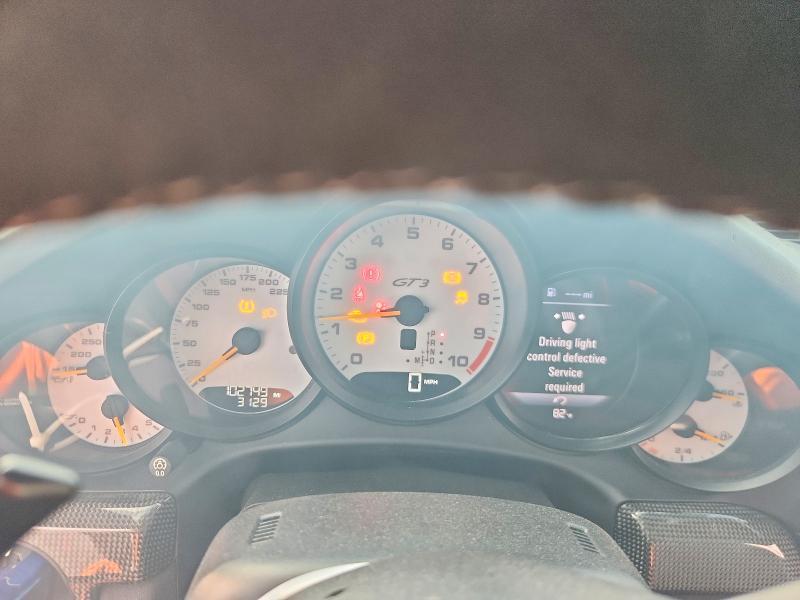 2015 PORSCHE 911 GT3 — Фото 9 из 12