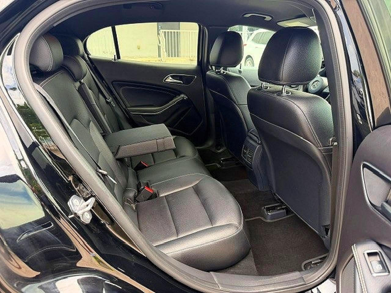 2018 MERCEDES-BENZ GLA 250 — Фото 11 из 15