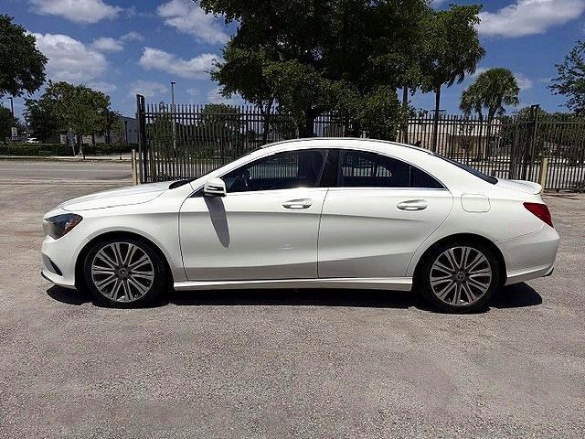 2018 MERCEDES-BENZ CLA 250 — Фото 12 из 15