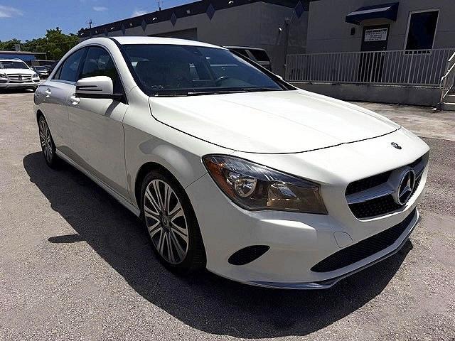 2018 MERCEDES-BENZ CLA 250 — Фото 4 из 15