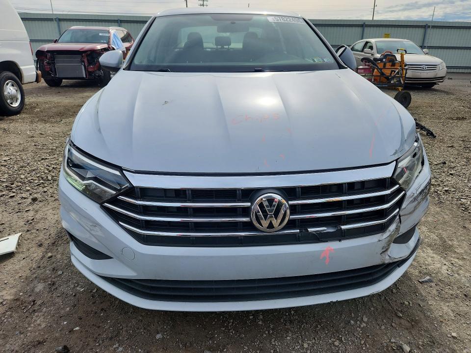 2019 VOLKSWAGEN JETTA — Фото 5 из 13