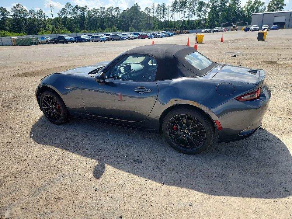 2019 MAZDA MX-5 MIATA CLUB — Фото 2 из 12