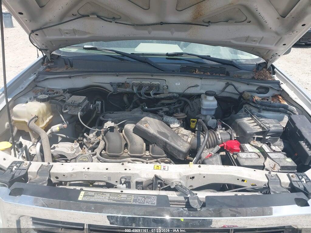 1FMCU03148KD14140 2008 FORD ESCAPE photo no. 10