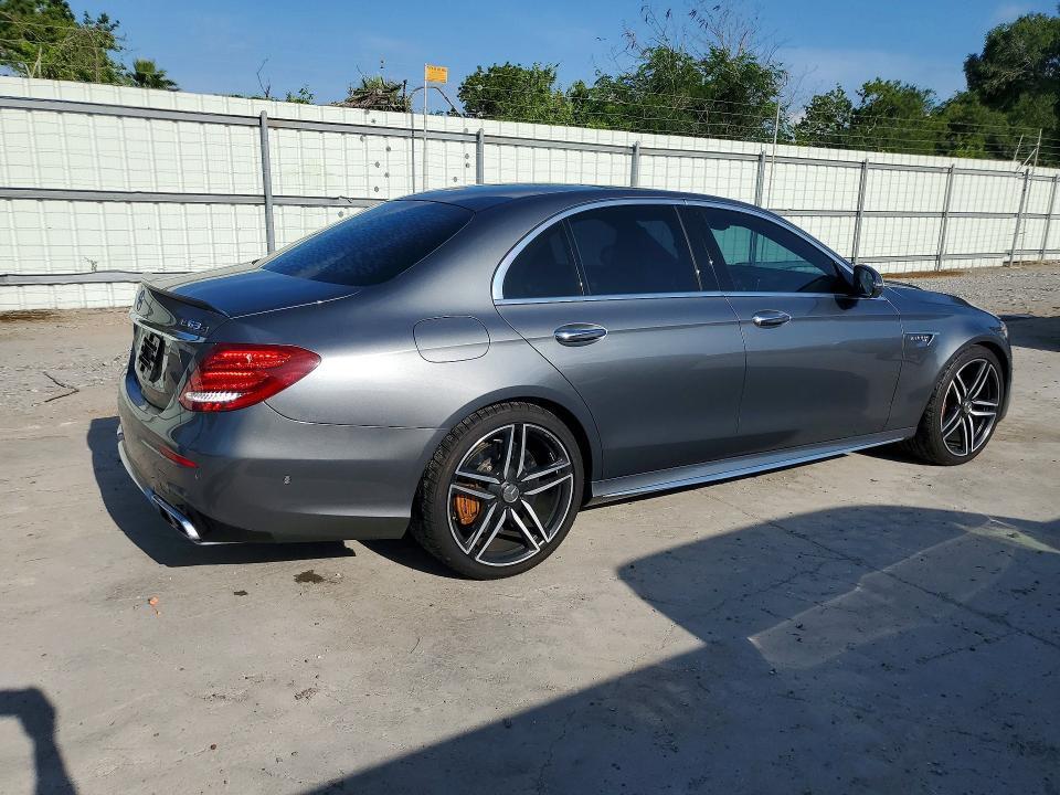 2018 MERCEDES-BENZ E 63 AMG-S — Фото 3 из 12