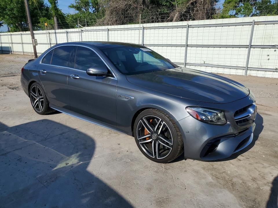 2018 MERCEDES-BENZ E 63 AMG-S — Фото 4 из 12