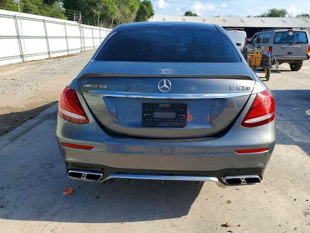 2018 MERCEDES-BENZ E 63 AMG-S — Фото 6 из 12