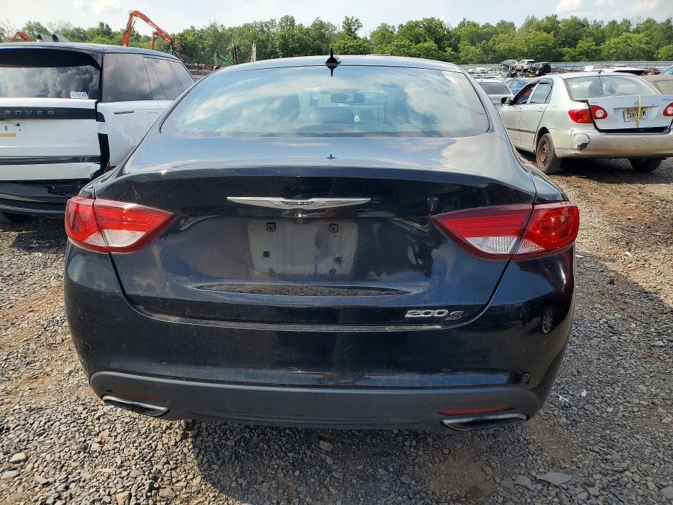 2016 CHRYSLER 200 S — Фото 6 из 12